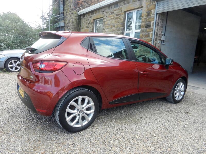 RENAULT CLIO