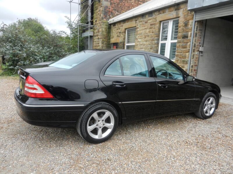 MERCEDES-BENZ C CLASS