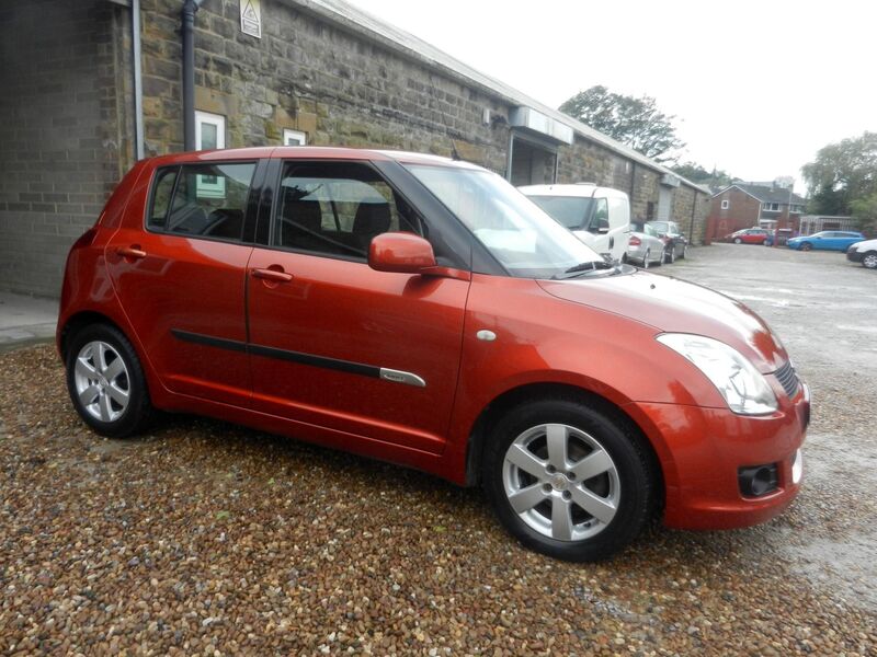 SUZUKI SWIFT