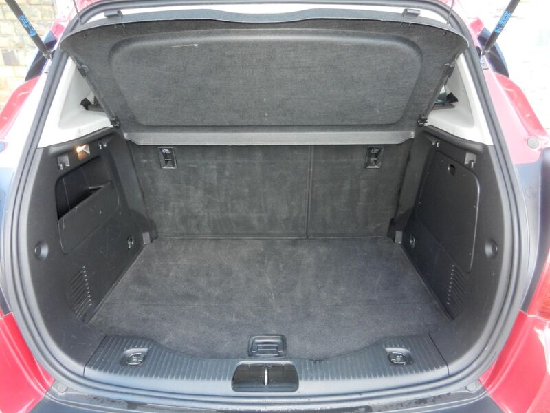 VAUXHALL MOKKA