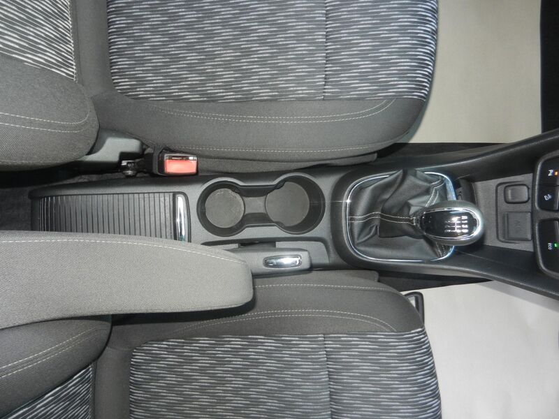 VAUXHALL MOKKA