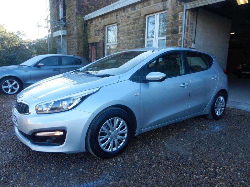 KIA CEED