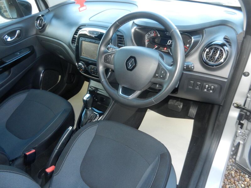 RENAULT CAPTUR