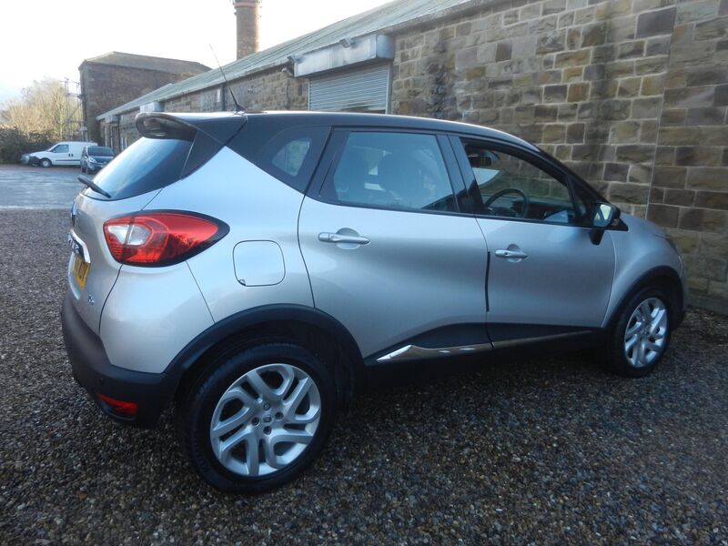 RENAULT CAPTUR