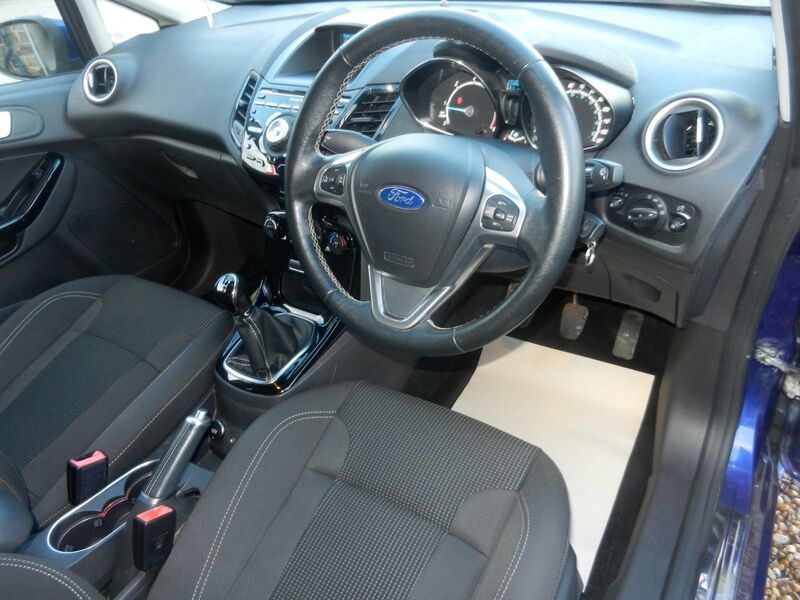 FORD FIESTA