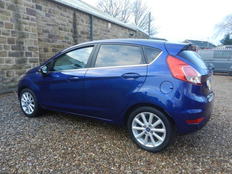 FORD FIESTA