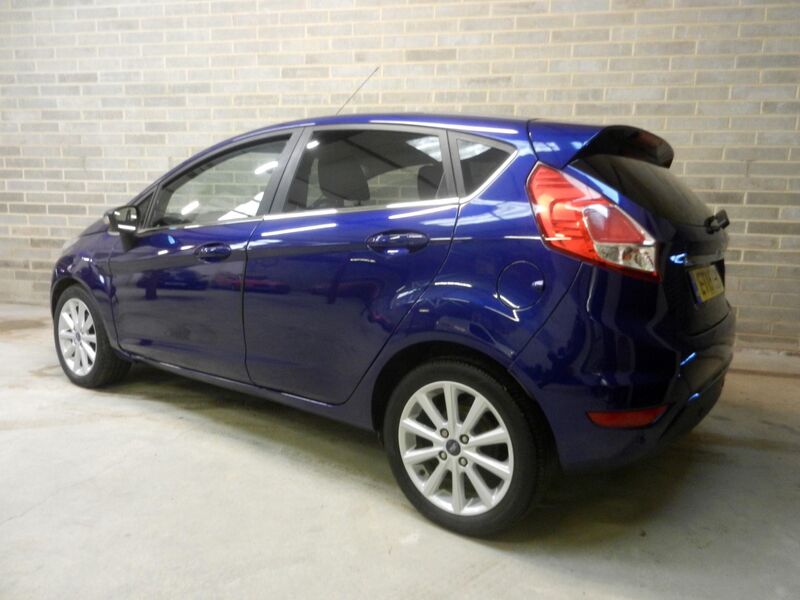 View FORD FIESTA 1.5 TDCi Titanium Euro 6 5dr