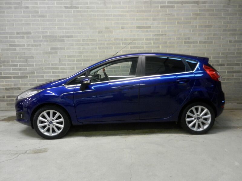 View FORD FIESTA 1.5 TDCi Titanium Euro 6 5dr