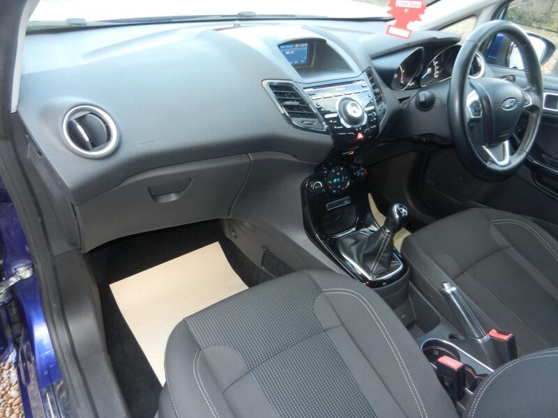 FORD FIESTA