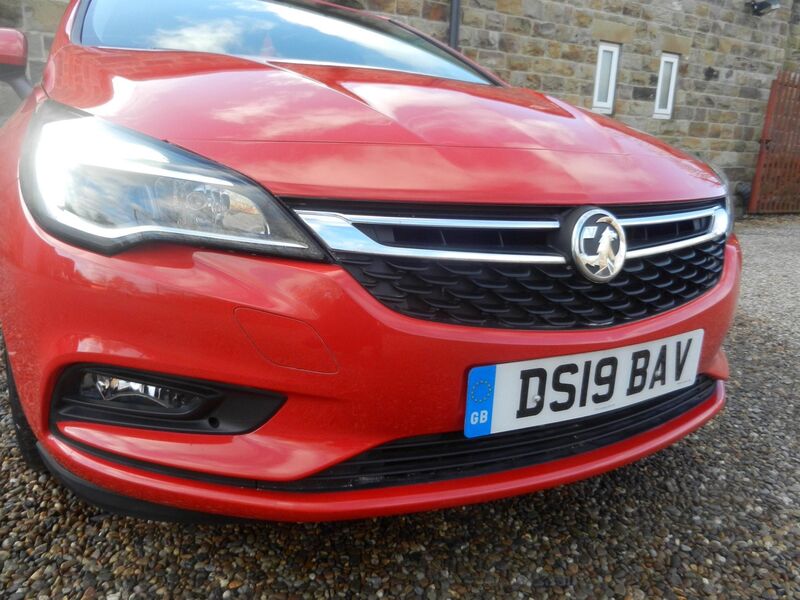 VAUXHALL ASTRA