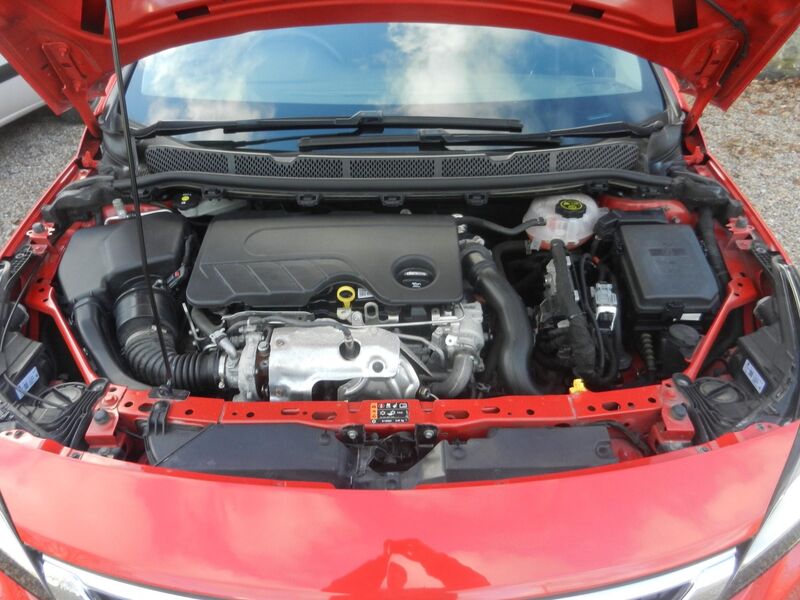 VAUXHALL ASTRA