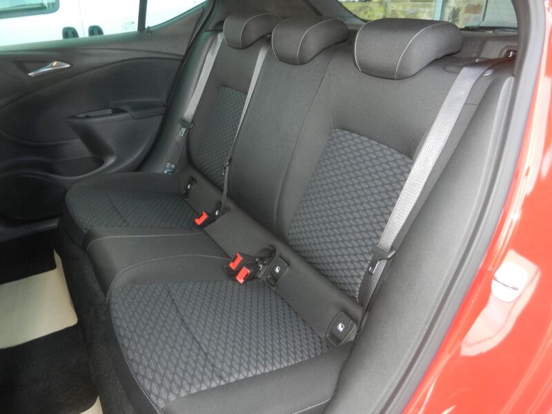 VAUXHALL ASTRA