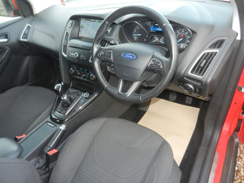 FORD FOCUS