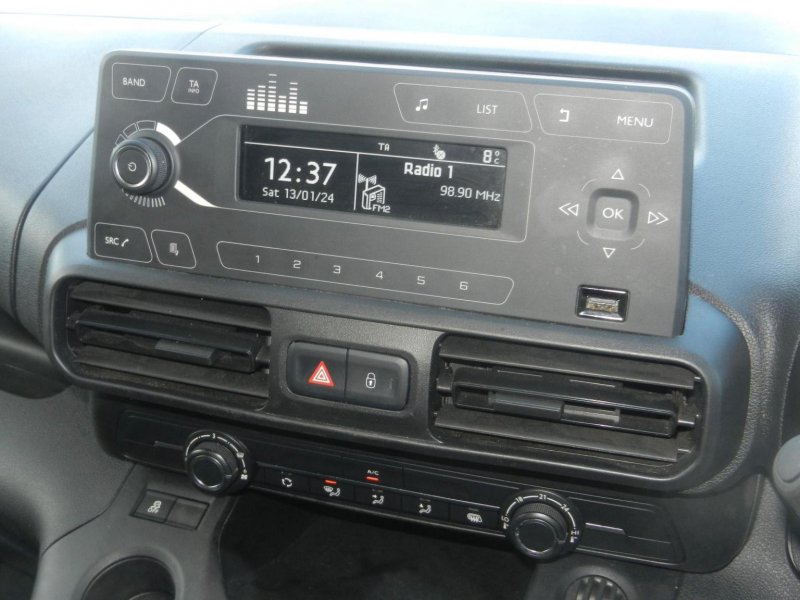 VAUXHALL COMBO