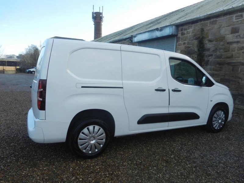 VAUXHALL COMBO
