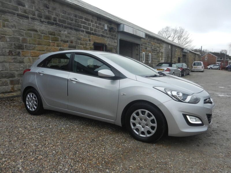HYUNDAI I30