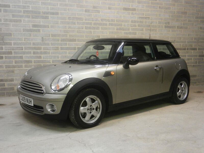 View MINI HATCH 1.6 Cooper Euro 4 3dr