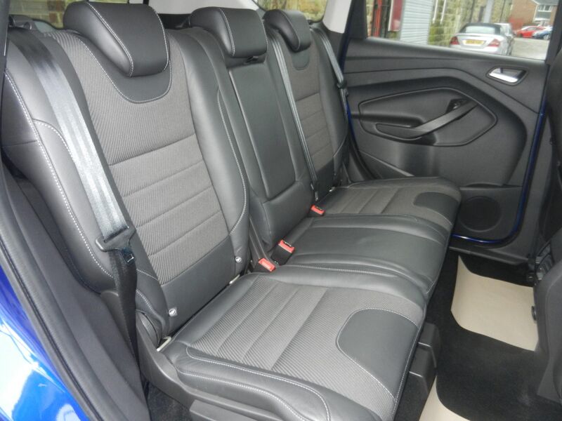 FORD KUGA