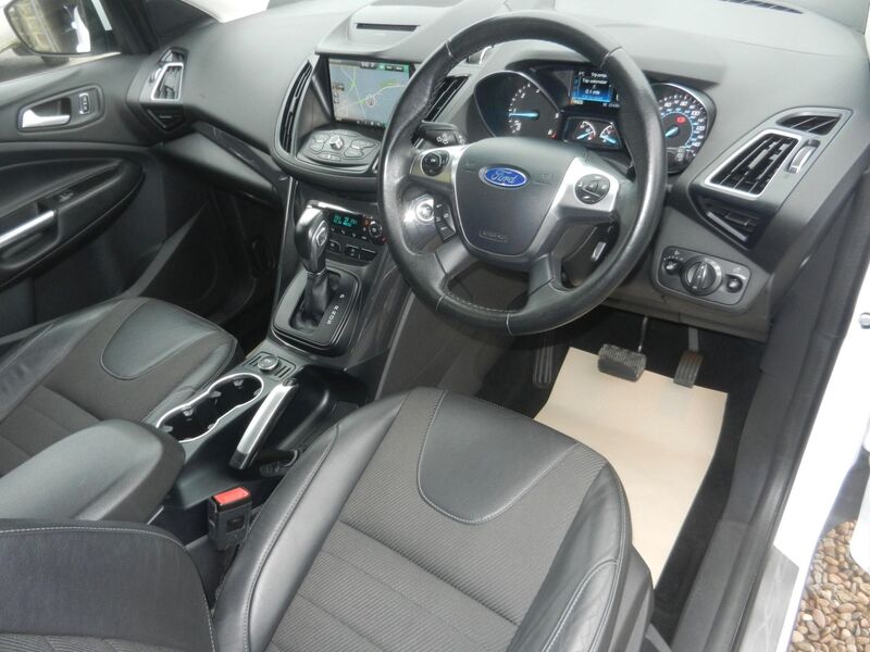 FORD KUGA