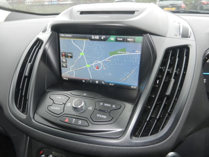 FORD KUGA