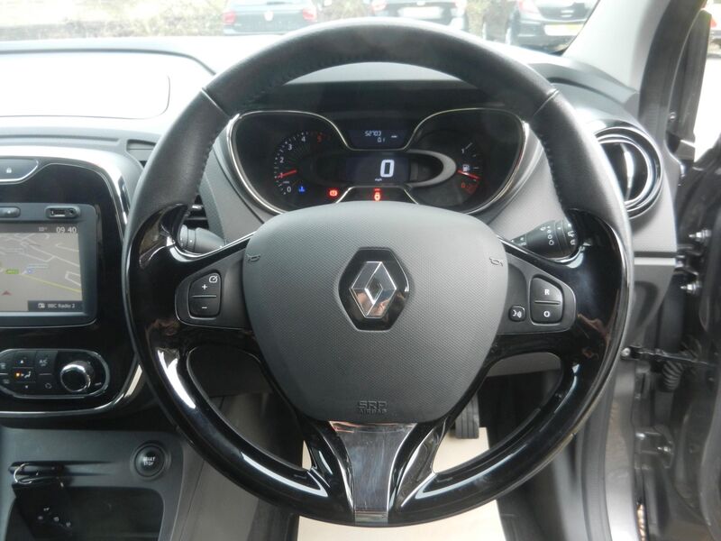 RENAULT CAPTUR