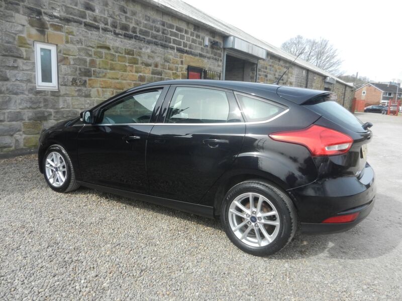 FORD FOCUS