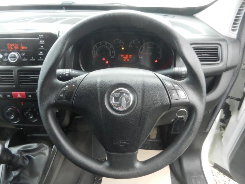 VAUXHALL COMBO