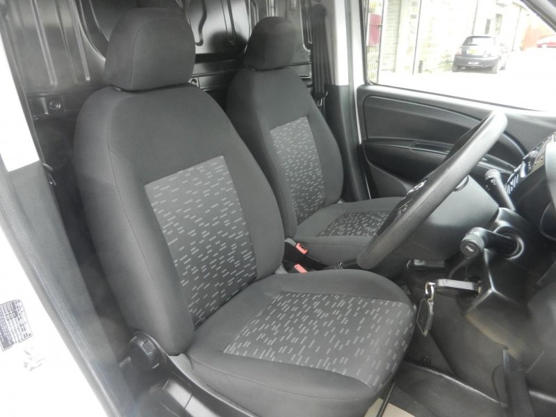 VAUXHALL COMBO