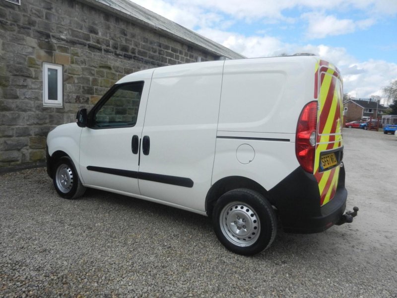 VAUXHALL COMBO