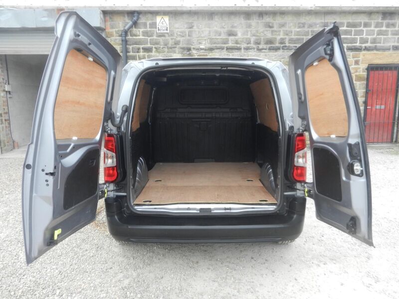 VAUXHALL COMBO