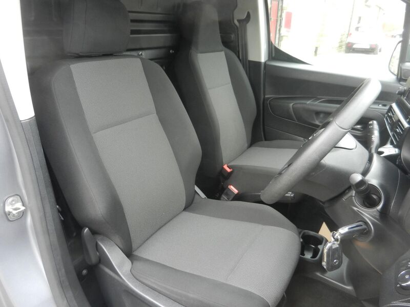 VAUXHALL COMBO