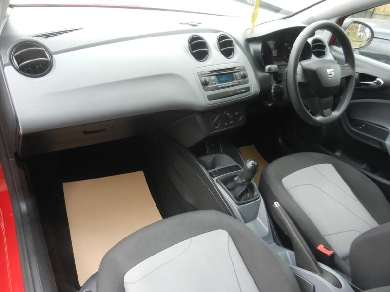 SEAT IBIZA