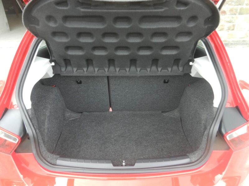 SEAT IBIZA