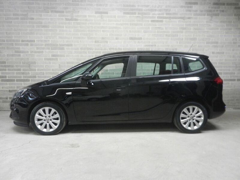 View VAUXHALL ZAFIRA TOURER 1.6 CDTi ecoFLEX Design Euro 6 (s/s) 5dr