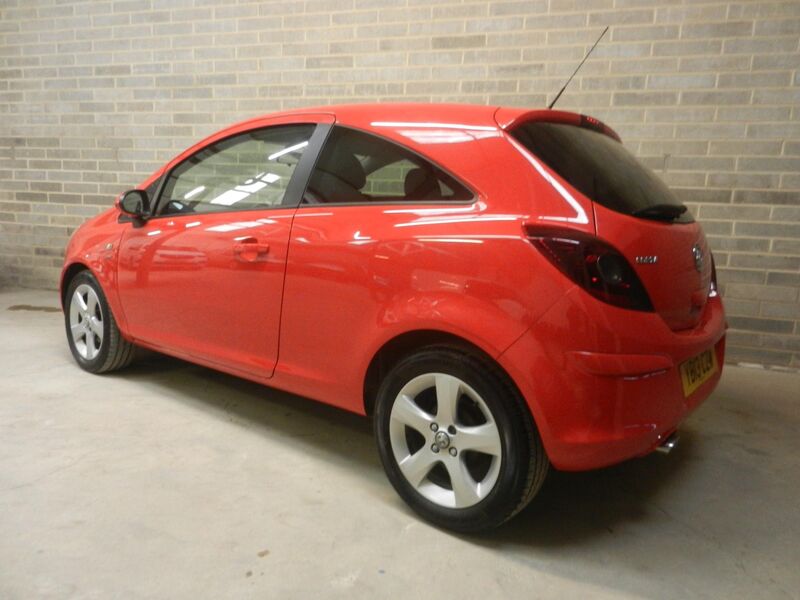 View VAUXHALL CORSA 1.2i ecoFLEX 16V SXi Euro 5 (s/s) 3dr (A/C)