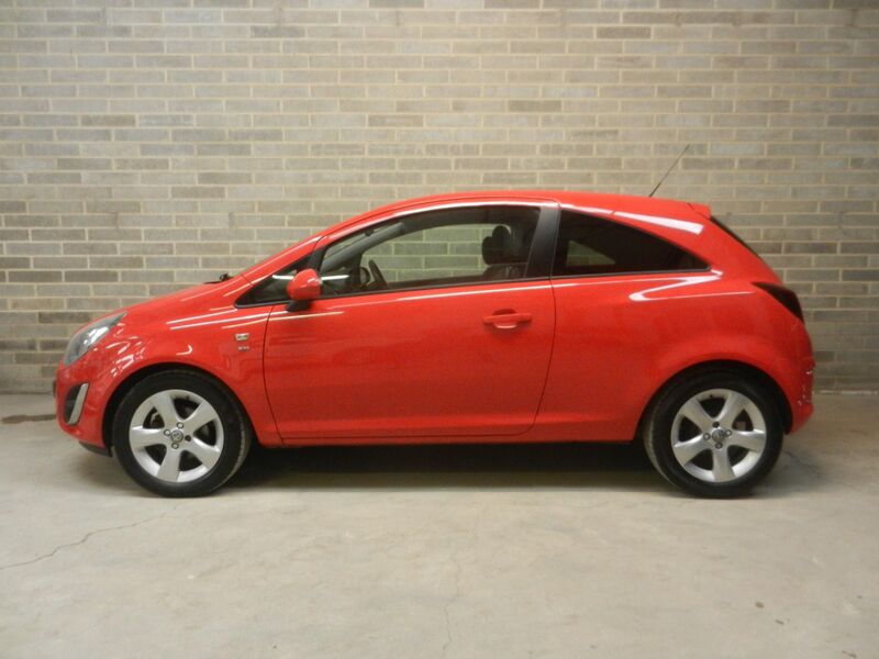 View VAUXHALL CORSA 1.2i ecoFLEX 16V SXi Euro 5 (s/s) 3dr (A/C)
