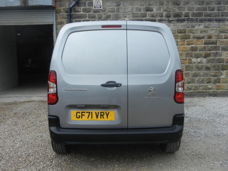 PEUGEOT PARTNER
