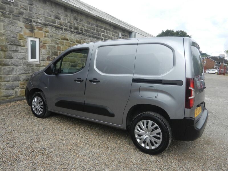 PEUGEOT PARTNER