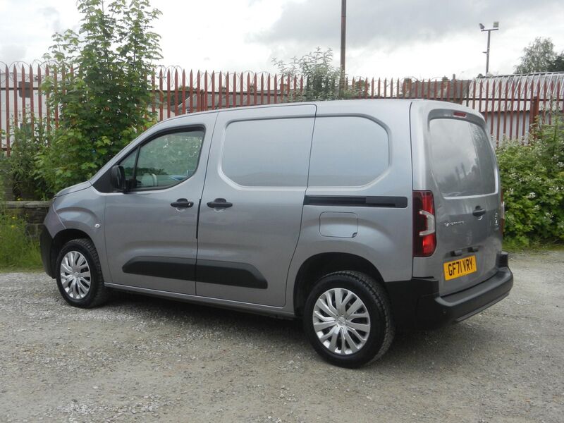 PEUGEOT PARTNER