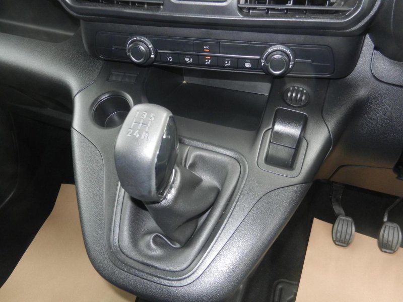 VAUXHALL COMBO