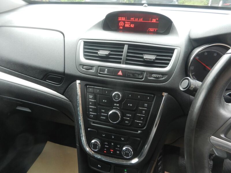 VAUXHALL MOKKA