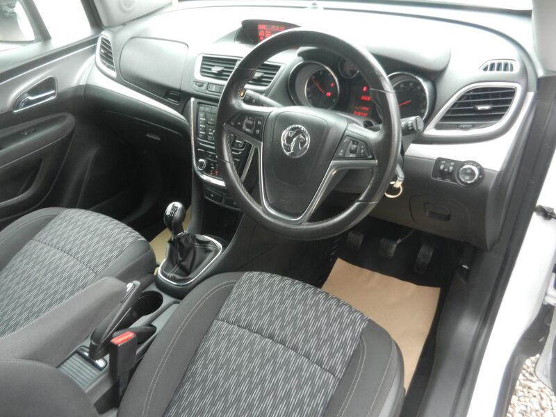 VAUXHALL MOKKA