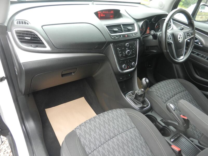 VAUXHALL MOKKA