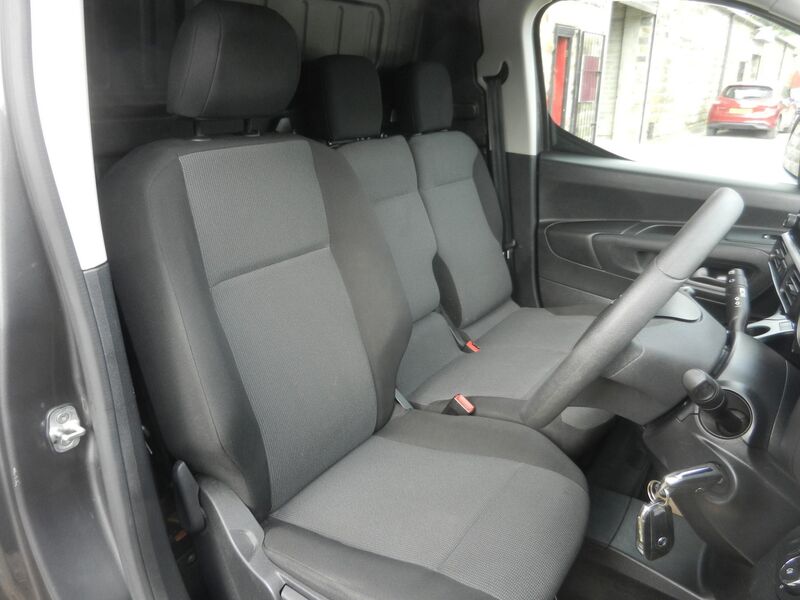 VAUXHALL COMBO