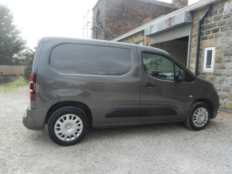 VAUXHALL COMBO