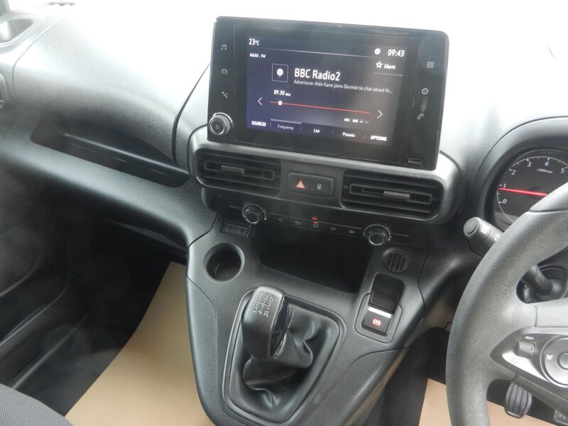 VAUXHALL COMBO