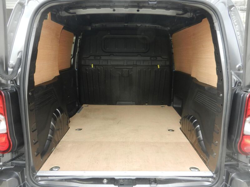 VAUXHALL COMBO