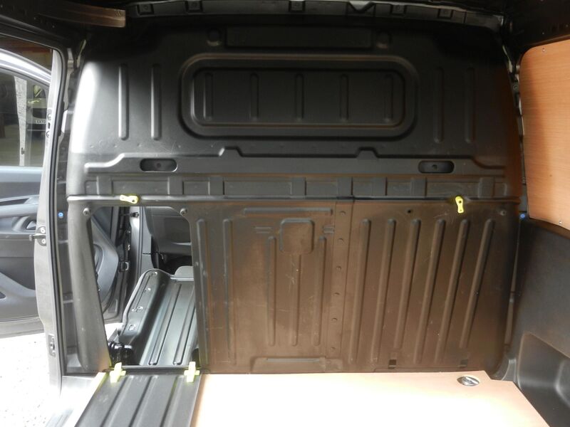 VAUXHALL COMBO