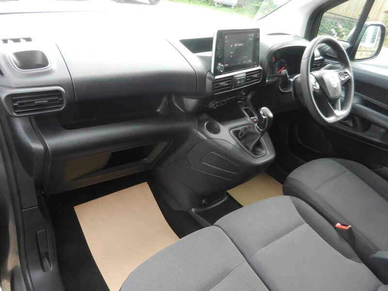VAUXHALL COMBO