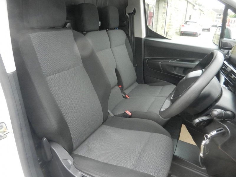 PEUGEOT PARTNER